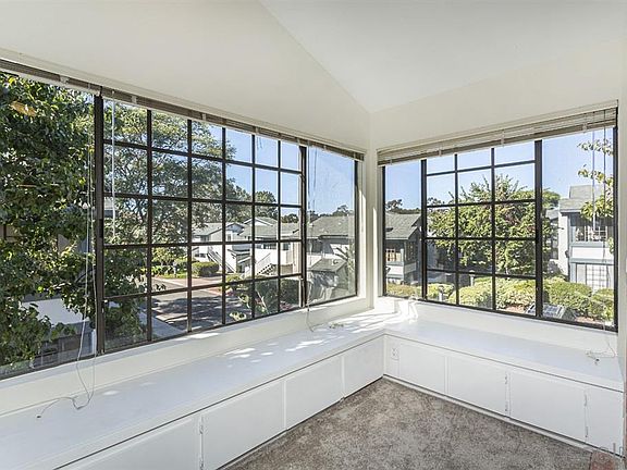 3rd image of 4075 Crystal Dawn Ln Unit 201