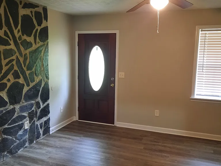 814 Smokey Rd — Photo 3