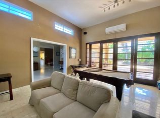 7 Valencia, Guaynabo, PR 00966