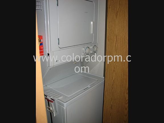 Stackable W/D Included