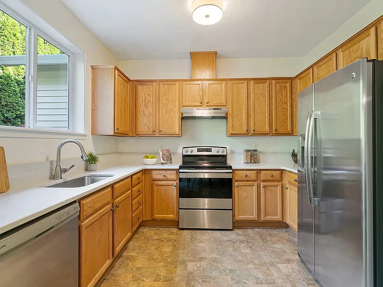21069 SW Madeira Ter — Photo 11