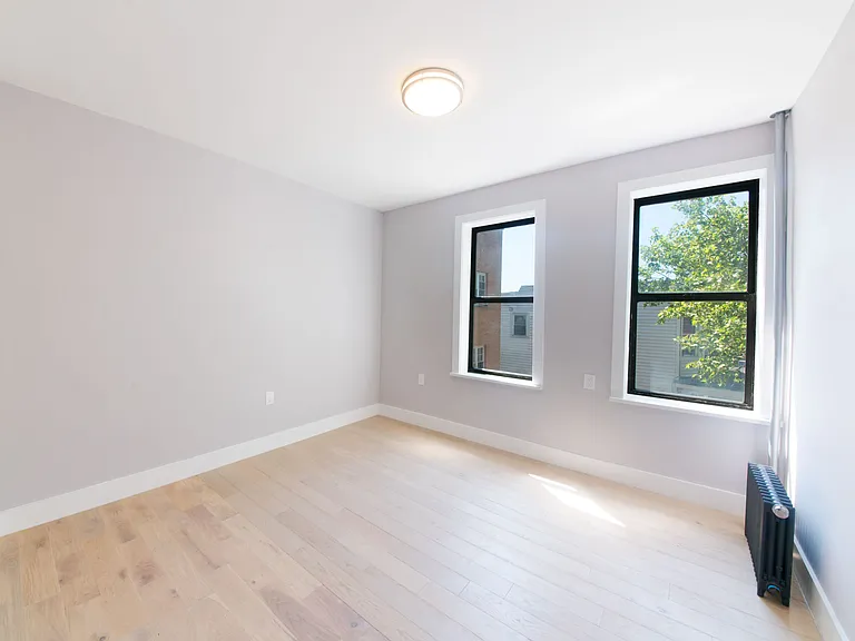 4119 Barnes Ave #2R — Photo 4