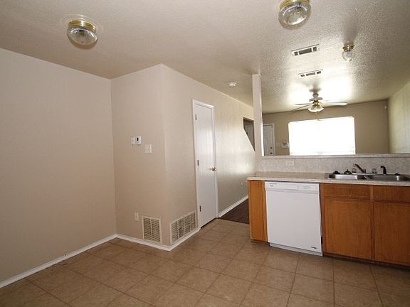 5th image of 4103 Gus Dr APT C