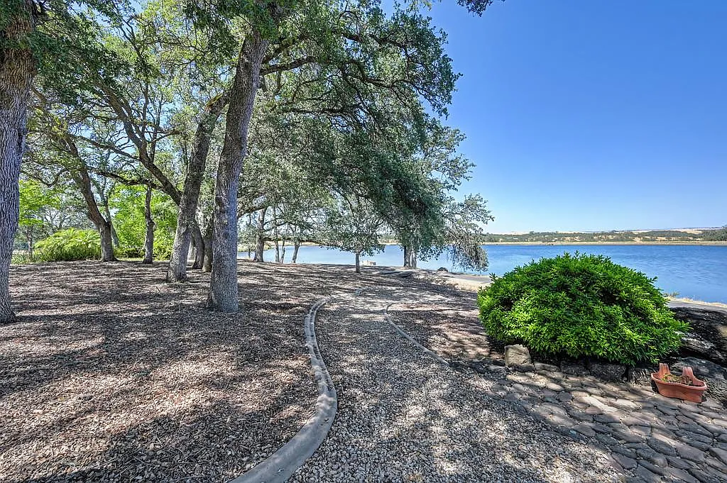 2021T 6527 Chesbro Circle - 1 — Photo 1