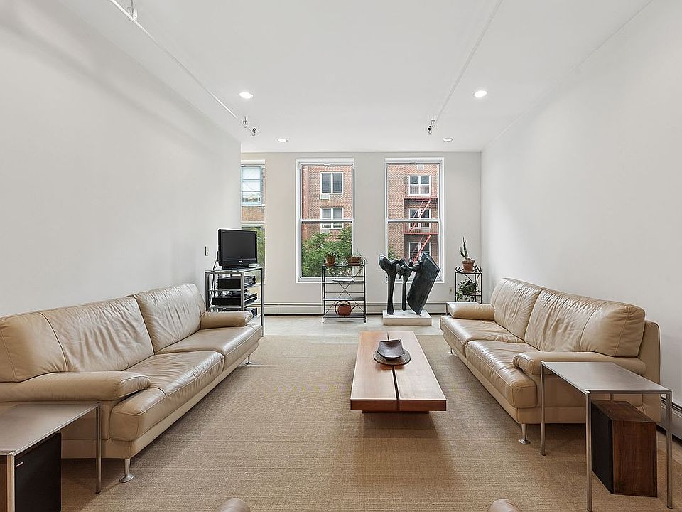 1st image of 30 W 13th St APT 4A