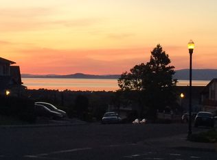 100 Lilac Dr, Hercules, CA 94547