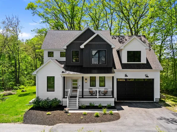 3 Caydens Way, Cape Elizabeth, ME 04107