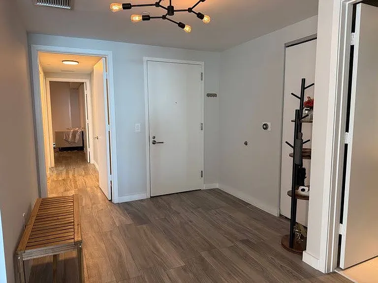 460 NE 28th St #3408 — Photo 13