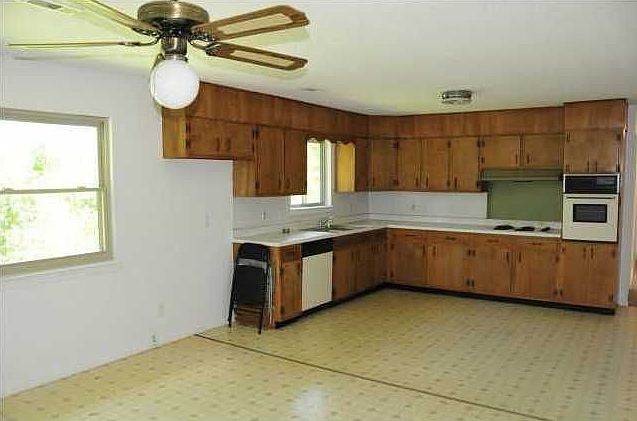 2nd image of 7624 Austin Dr