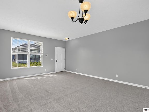 4th image of 6402 Virginia St