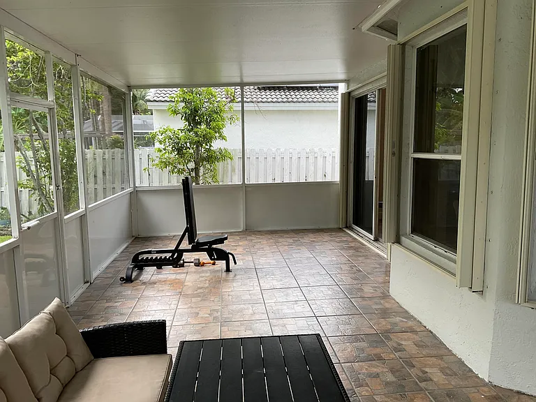 6566 Spring Meadow Dr — Photo 42