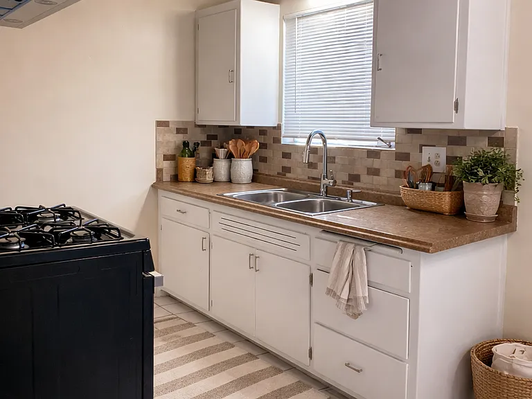 2316 S Carmelina Ave #2316 — Photo 8