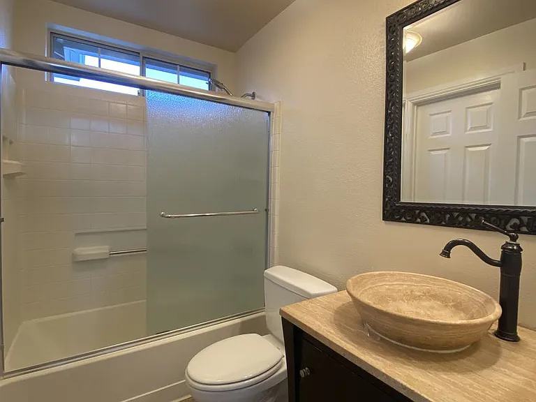 208 Todd Ave — Photo 24