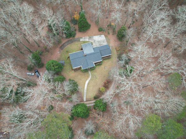 2654 New Hope Rd, Zebulon, GA 30295