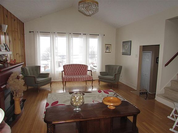 3rd image of 48 Brookfield Avenue