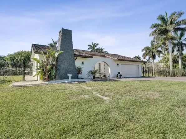 4701 SW 110th Ave, Davie, FL 33328