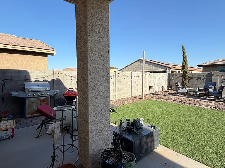 17621 W Daley Ln — Photo 52