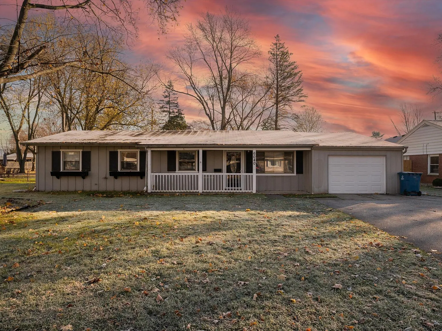 6040 Graystone Dr — Photo 1