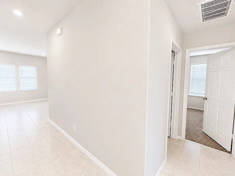 5700 Madelyn Dr — Photo 13