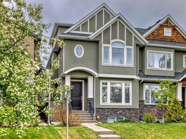 2425 SE 22a St NW, Calgary, AB T2M 3X8