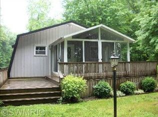 58391 Covered Bridge Rd, Centreville, MI 49032