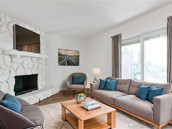 2nd image of 3557 Splinterwood Rd