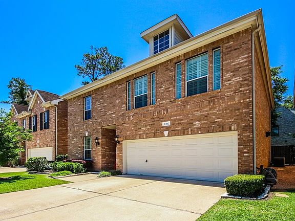 3rd image of 1307 W Park At Shady Villa