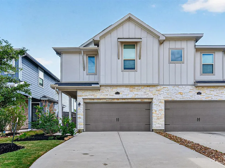 5703 Foggy Vine Ct — Photo 1