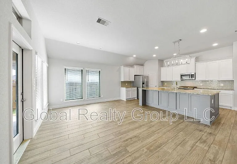 2981 Grove Way — Photo 18