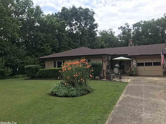 3rd image of 4 Chipola Dr