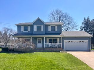 146 Squaw Creek Rd, Marshall, MI