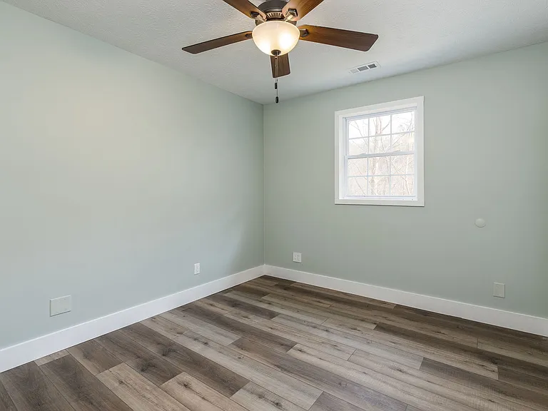 6672 Roan Creek Rd — Photo 6
