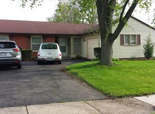 1110 W Maude Ave, Arlington Heights, IL 60004