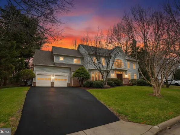 11316 Bright Pond Ln, Reston, VA 20194