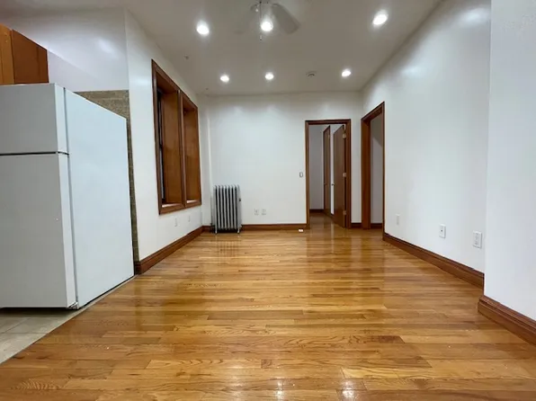 535 45th Street image 3 of 5