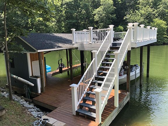 5th image of 385 Lakemount Dr