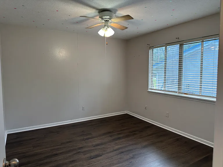 2412 Ionic Ct — Photo 6