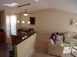 1282 Adams Rd, Cincinnati, OH 45231