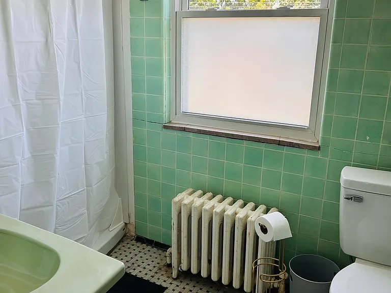 114 Braddock Rd — Photo 14