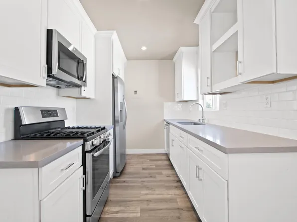 727 Owen Dr APT F, Huntington Beach, CA 92648