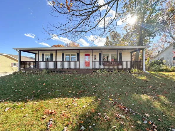 225 Fair St, Pittsfield, IL 62363