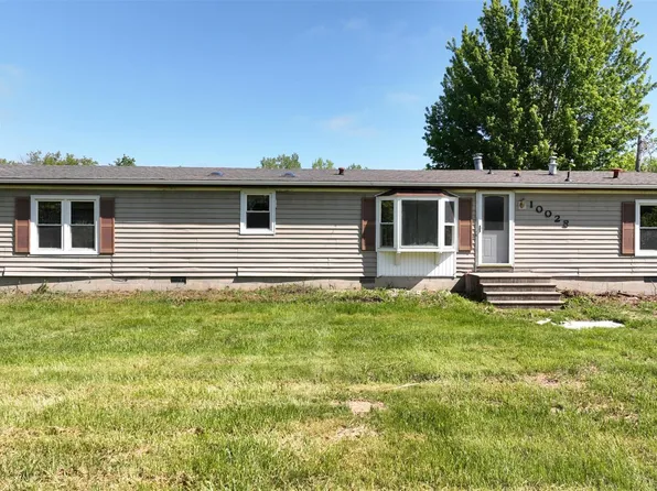 10028 McAfee Rd, Montrose, MI 48457