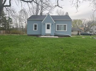 3021 N Grand River Ave, Lansing, MI 48906