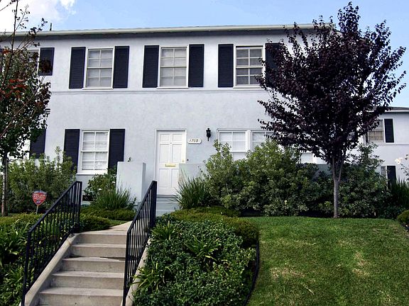 3rd image of 1705 Stearns Dr