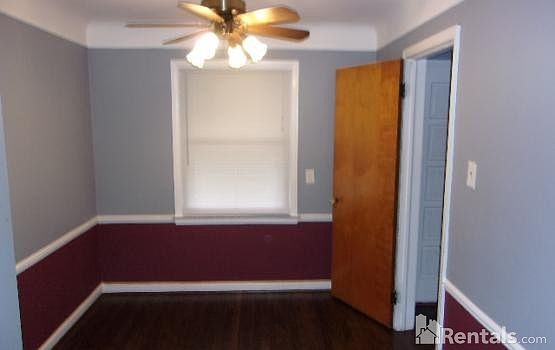 4th image of 729 E Hayes Ave