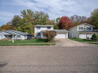 641 Crider Ave NE, New Philadelphia, OH 44663