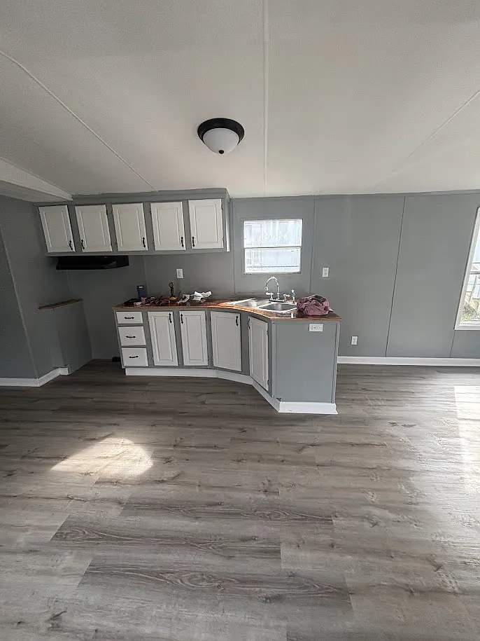 3 bed, 1100 sqft, $825 — Photo 3