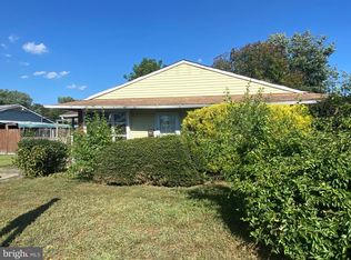 15 Montvale Rd, Newark, DE 19713