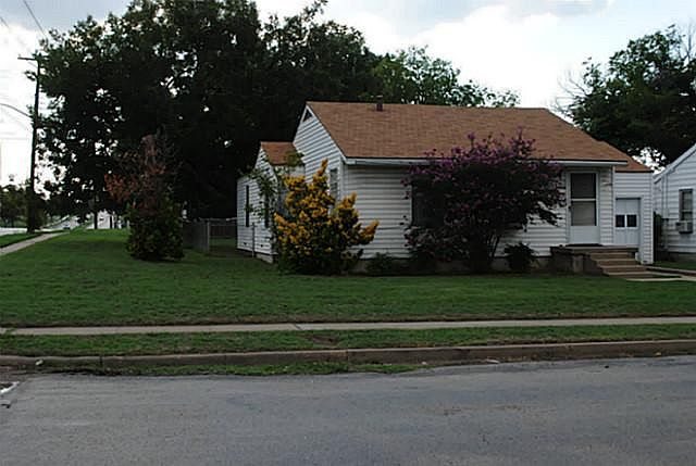 1st image of 4240 5th Ave