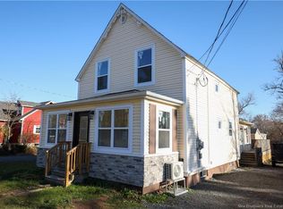 550 Salisbury Rd, Moncton, NB E1E1A4